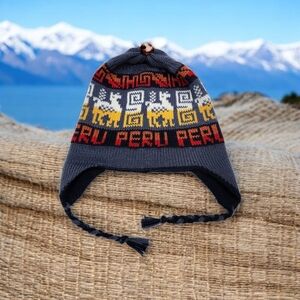 Peruvian Chullo Woll~Alpaca Blend, Reversible Hand-Made Winter Beanie One Size